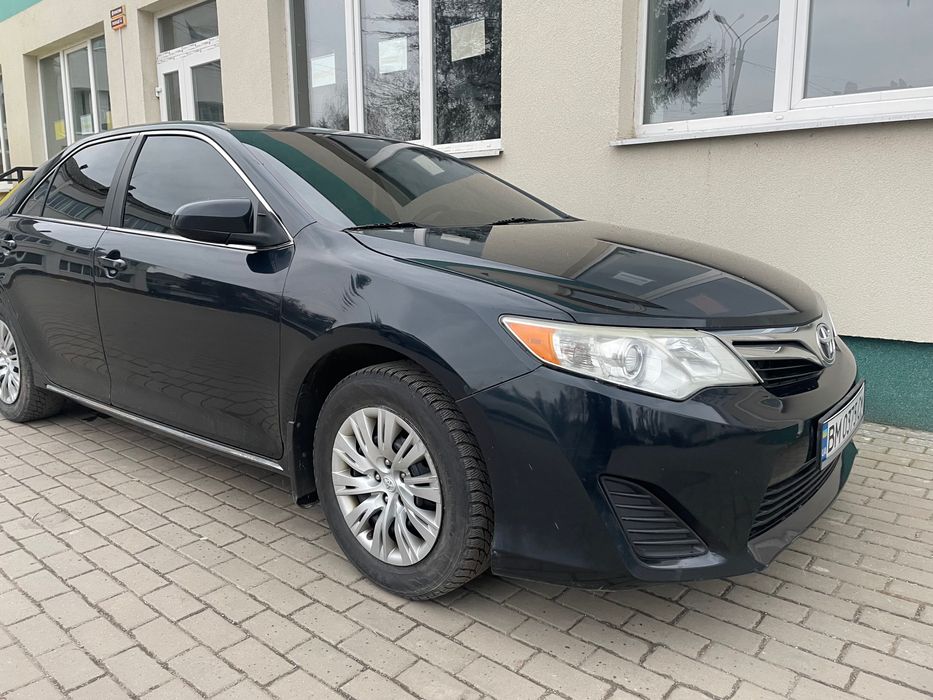 Продам Тойоту камрі