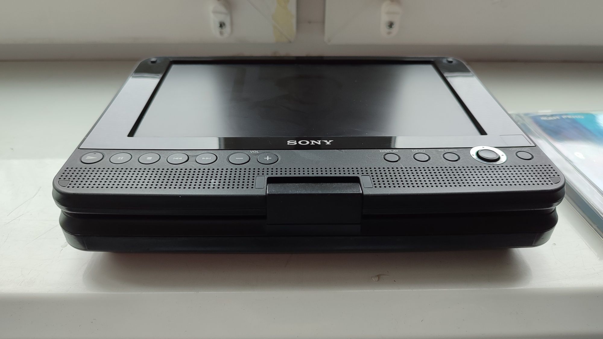 Sony DVP FX 870 CD/DVD портативный проигрыватель плеер програвач ДВД