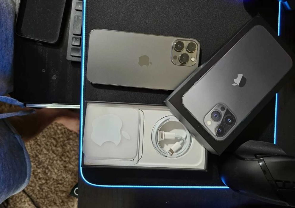 Apple iPhone 13 Pro Max 256 GB Graphite. Neverlock. Батарея 91%