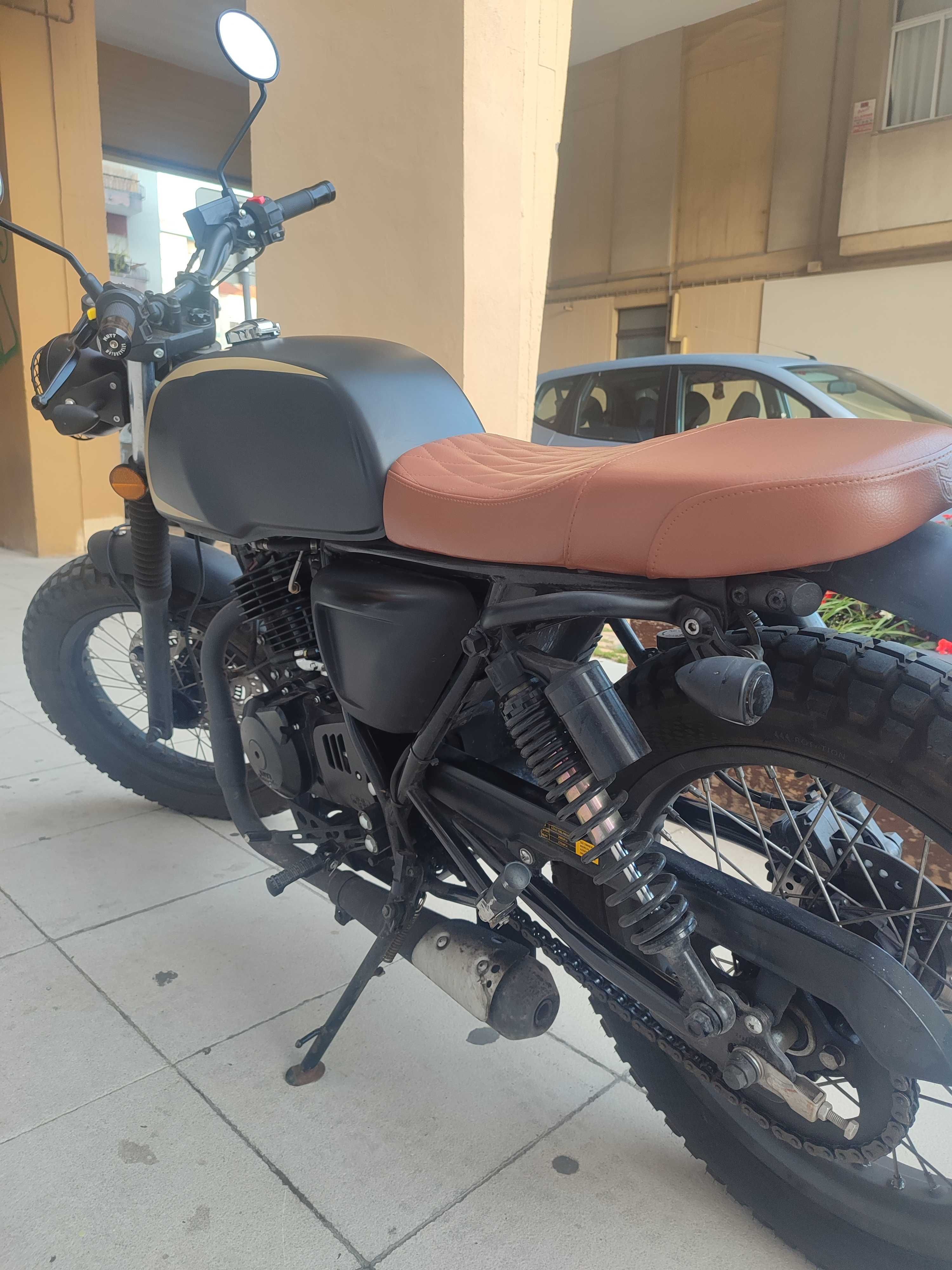 Mutt Fat Sabbath Cafe Racer 250CC