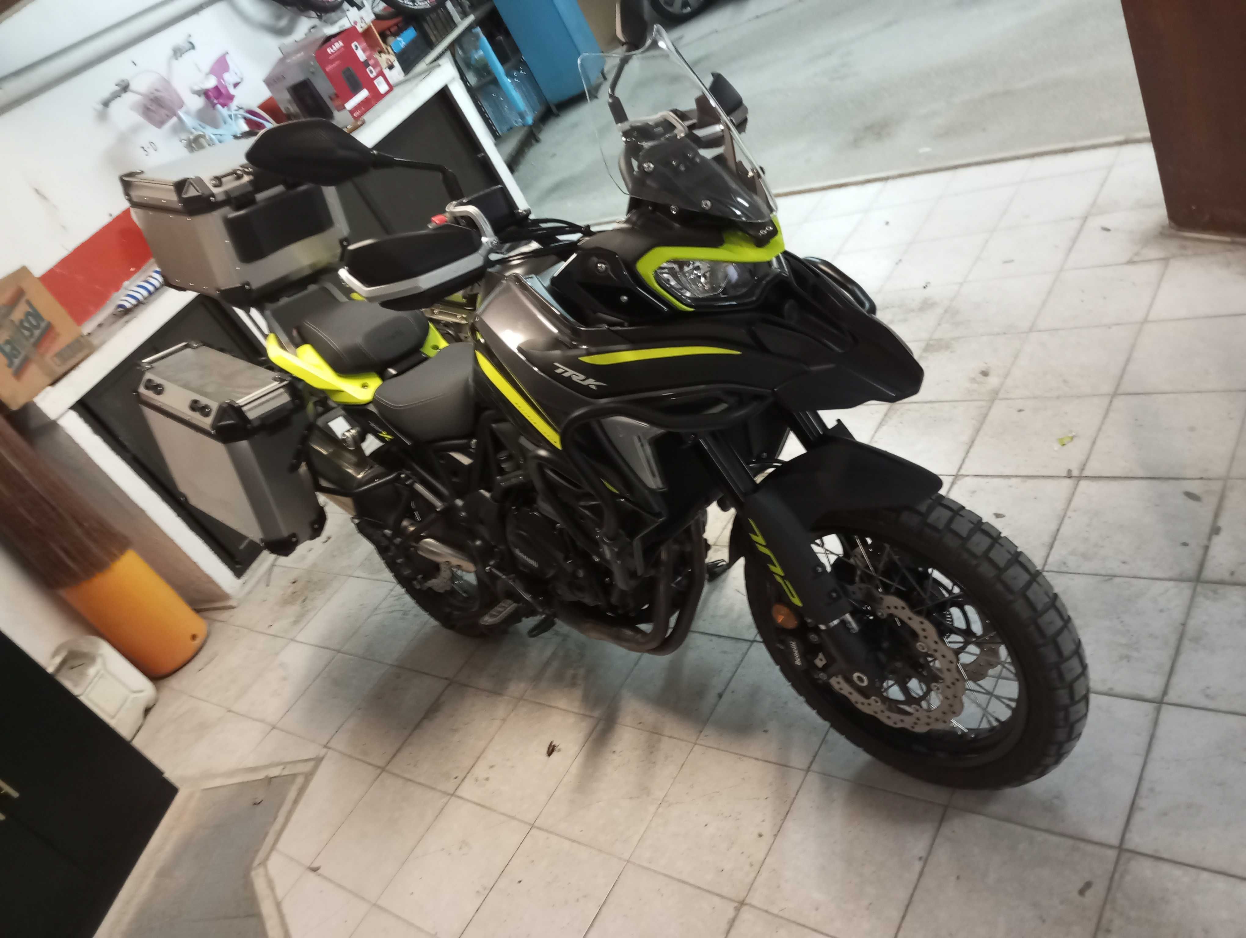 Benelli 702x semi nova