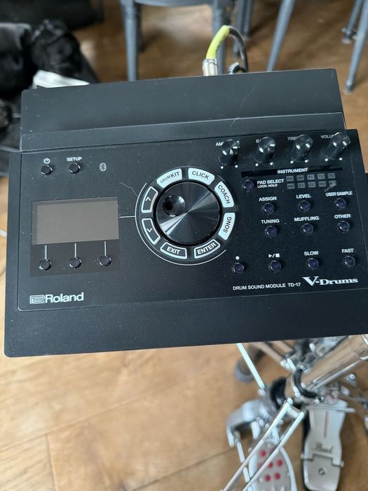Perkusja elektroniczna Roland TD07KV rozbudowany, statyw i stopy Pearl