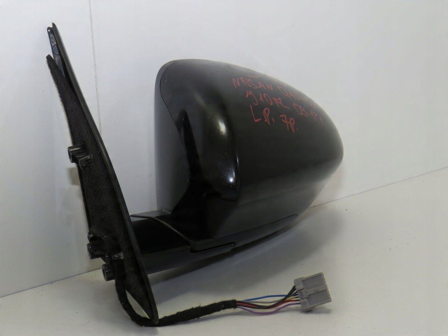 LUSTERKO LEWE NISSAN QASHQAI J10 FL 09-12R 7PIN