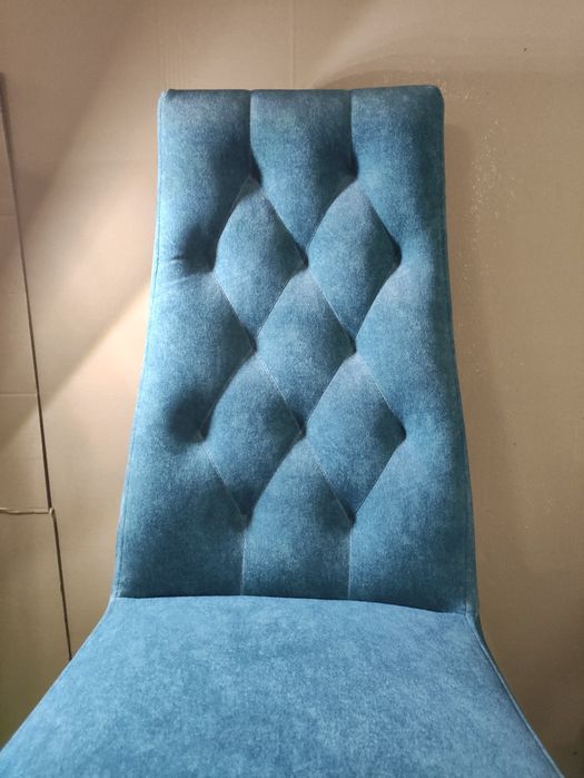 Krzesło tapicerowane od producenta glamour