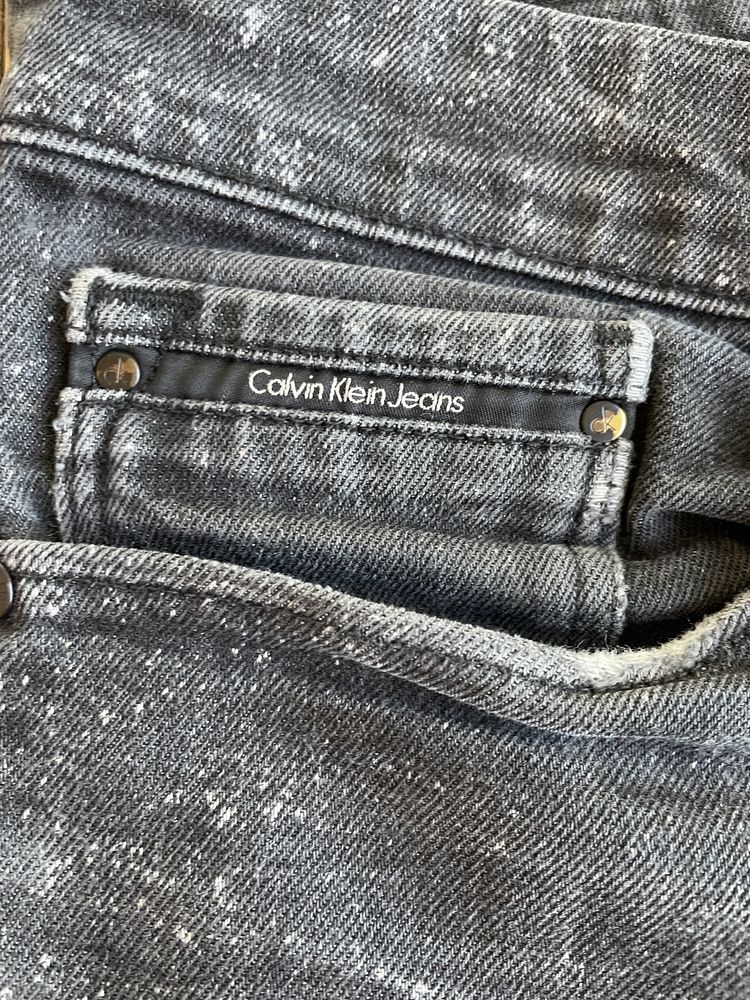 Oryginalne spodnie jeansowe jeansy Skinny Calvin Klein Skinny r. 32-32