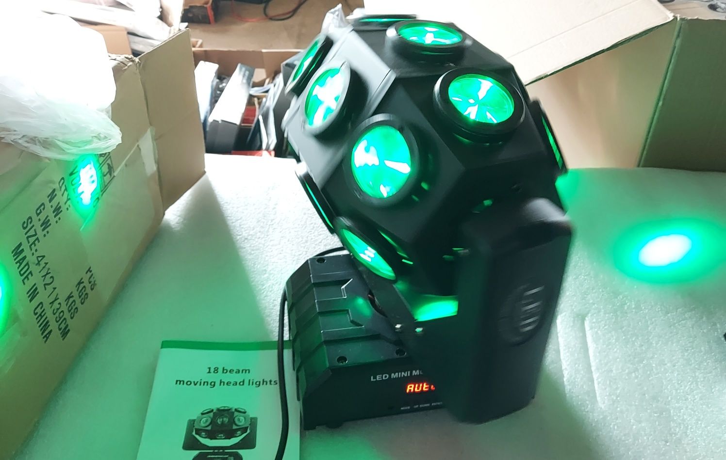 śWiatłO Imprezowe, LED Bee Eye Reflektor Z Ruchomą Głowicą 18X12W RGBW