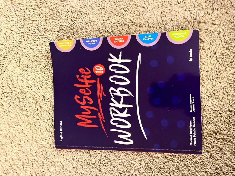 Livro Manual ingles  “Myself”  10Ano