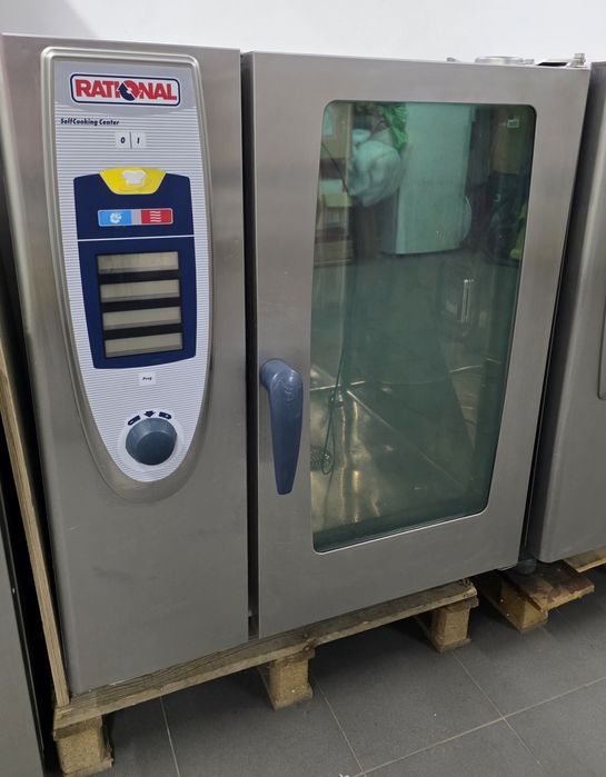 Piec konwekcyjno-parowy Rational SCC CM PLUS 10 GN