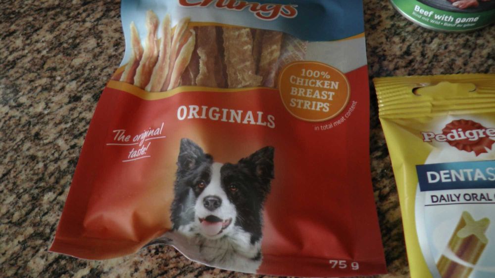 Rocco chings, pierś z kurczaka w paskach 75g+dentastix+puszka