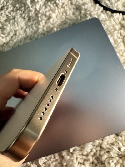 Iphone 16 Pro Max 256 [як новий] + airpods 2