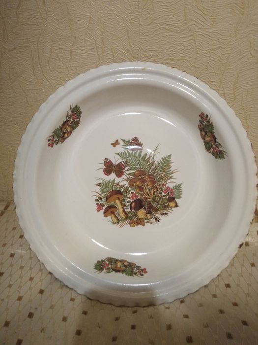 Блюдо емальоване часів СРСР. Нове.