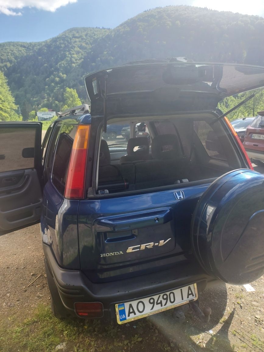 Продам HONDA CRV-1