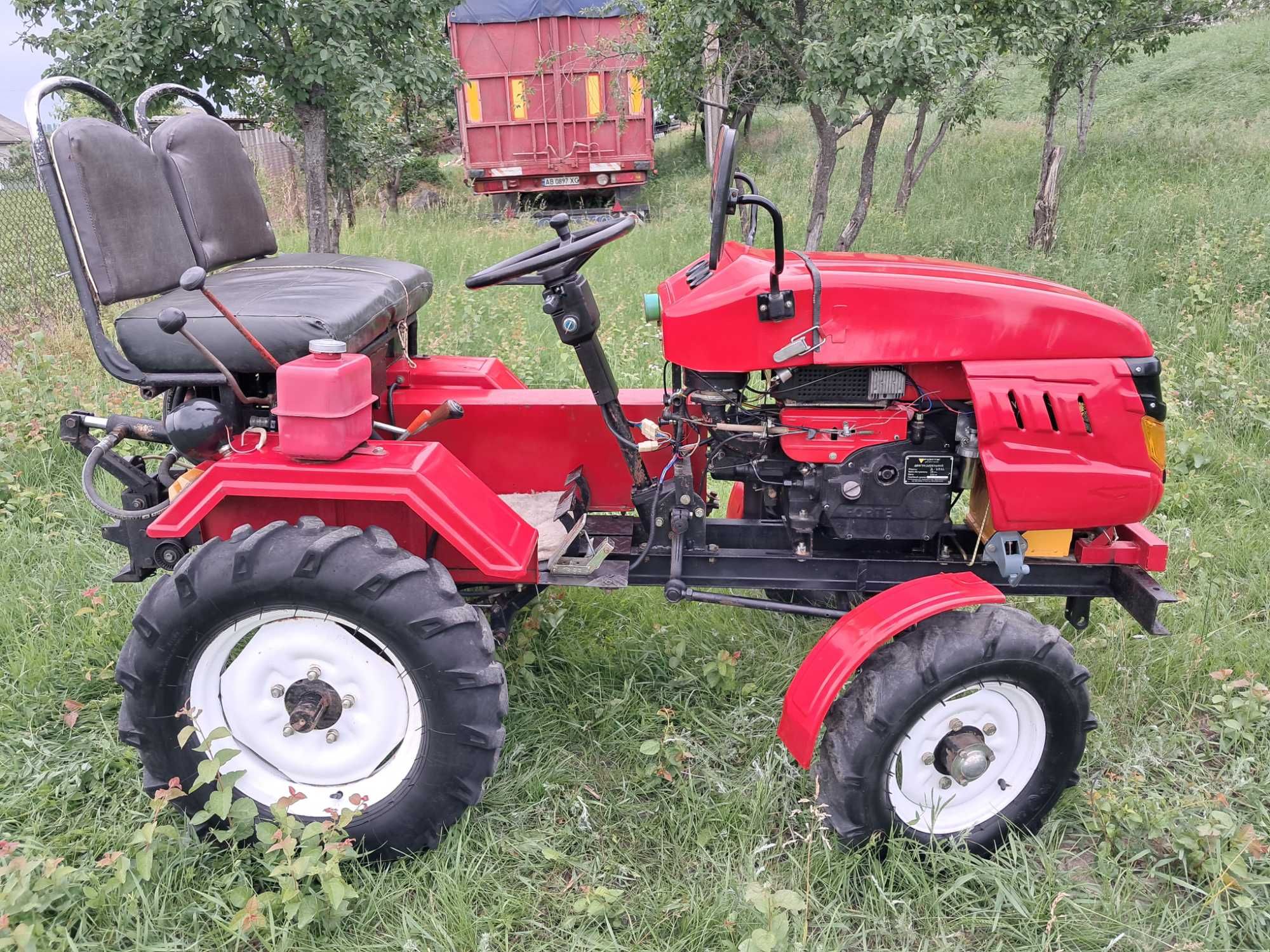 МініТрактор FORTE MT-161LT 15л.с в комплекті фреза, копалка, косілка.