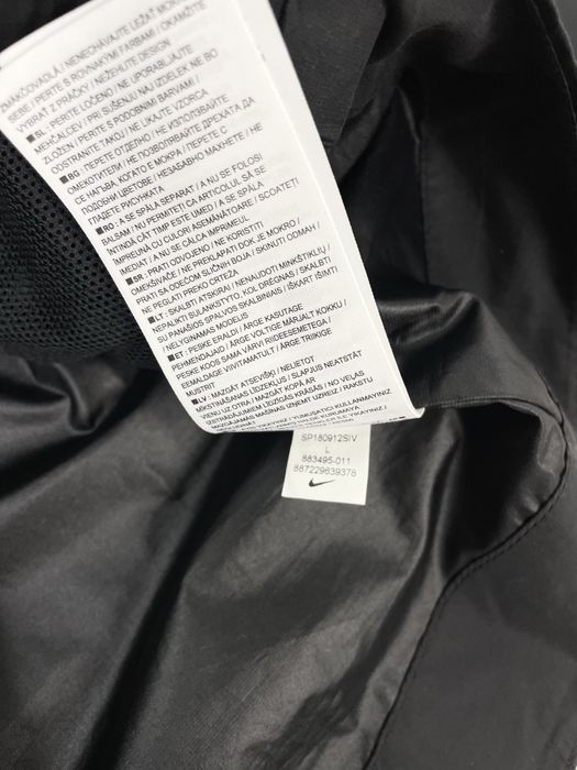 Nike розмір S ОРИГІНАЛЬНА куртка вітровка