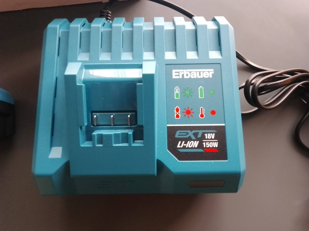 Akumulator 5Ah 18V plus ładowarka Erbauer