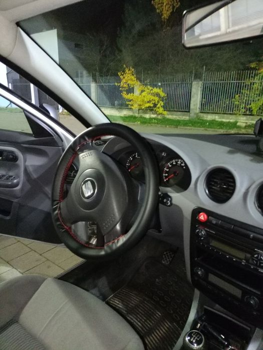 Seat Ibiza w dobrym stanie 1,4