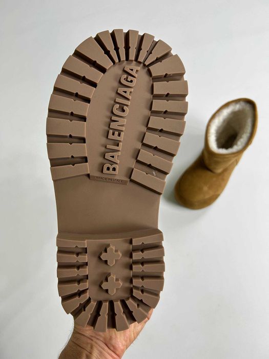 BALENCIAGA ALASKA High Fur Boots ботинки чоботи коричневі сапожки 43