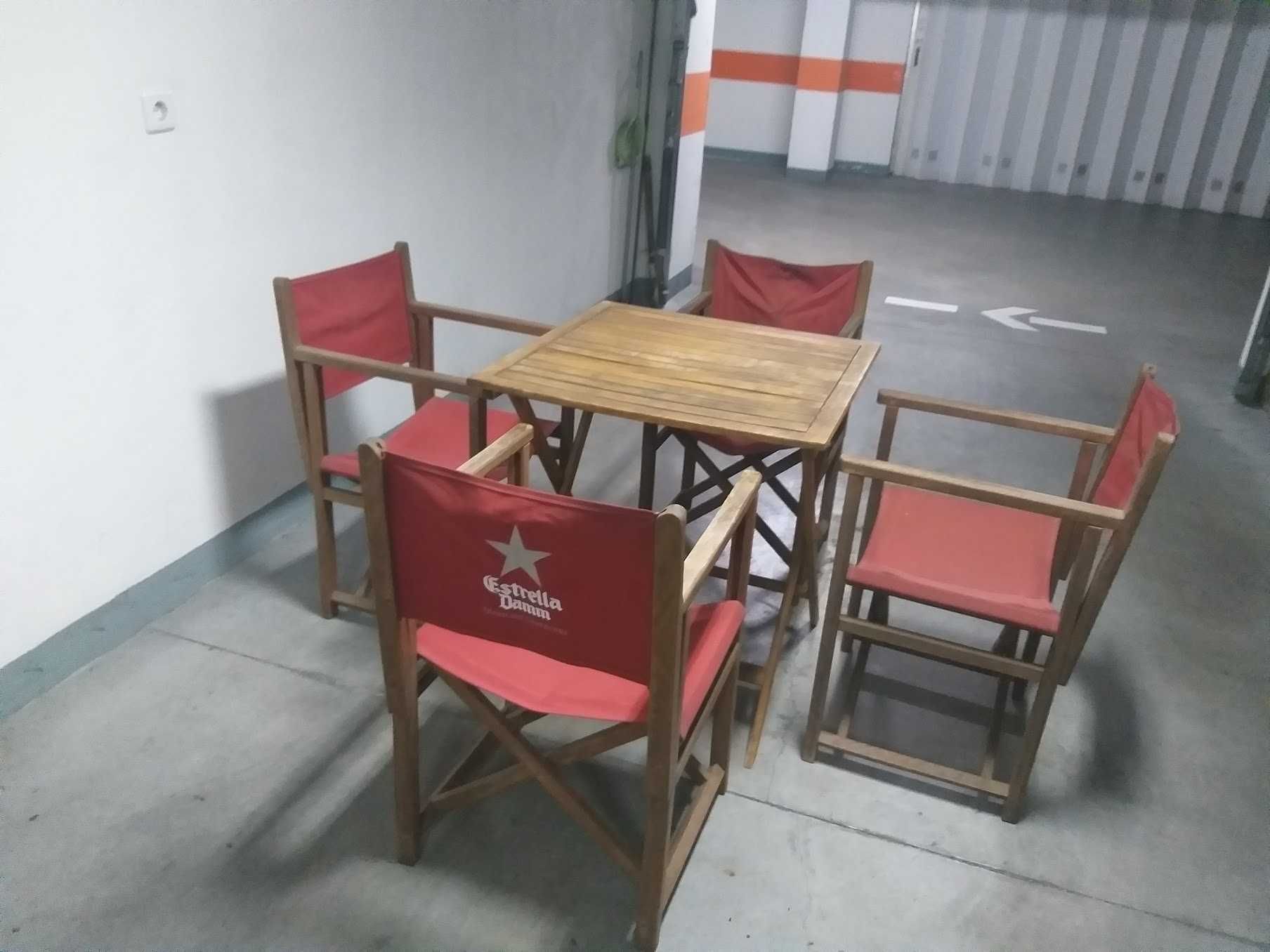 Mesa e cadeiras, jardim/varanda.