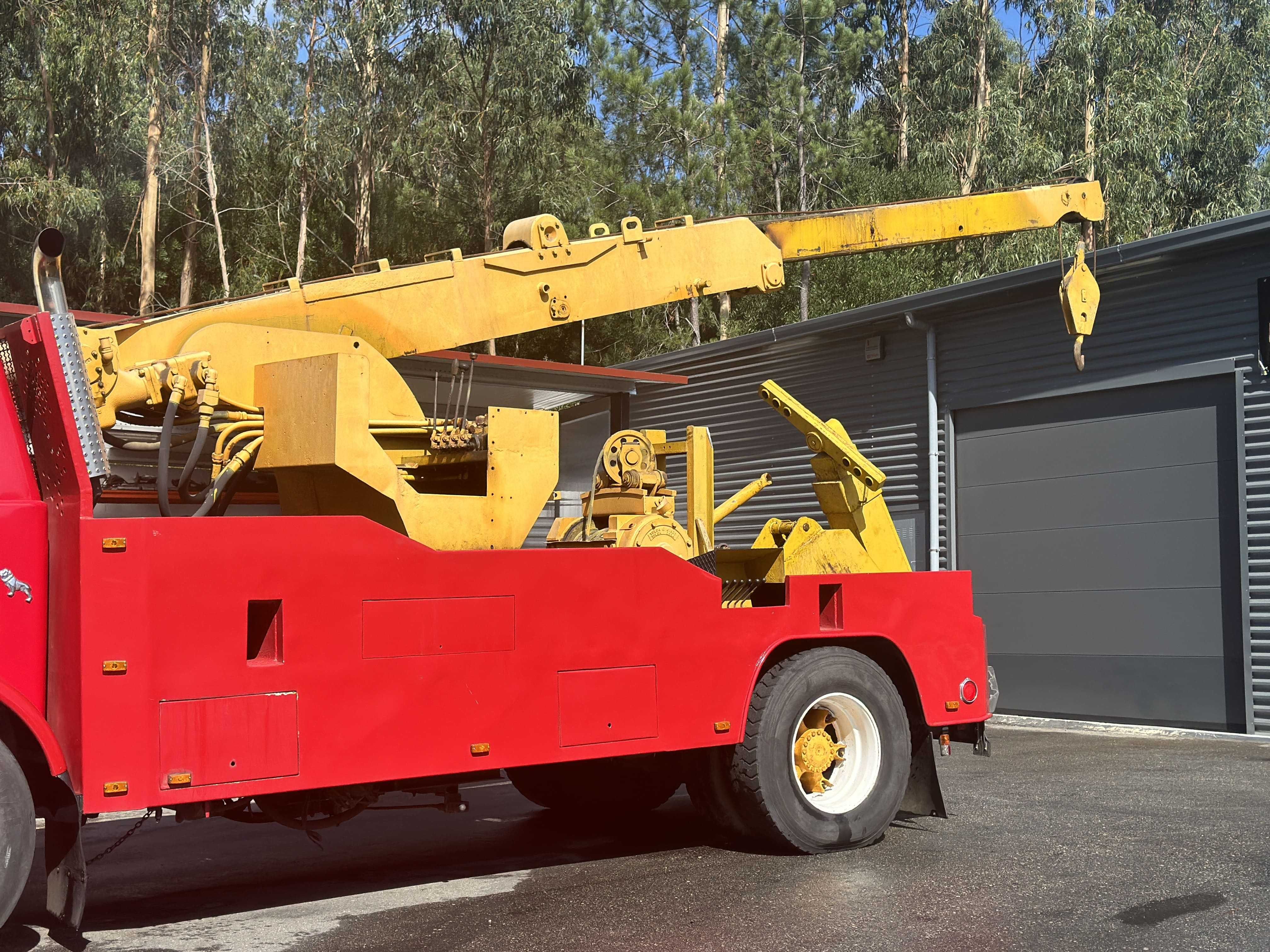 MACK MB400 PRONTO SOCORRO REBOQUE