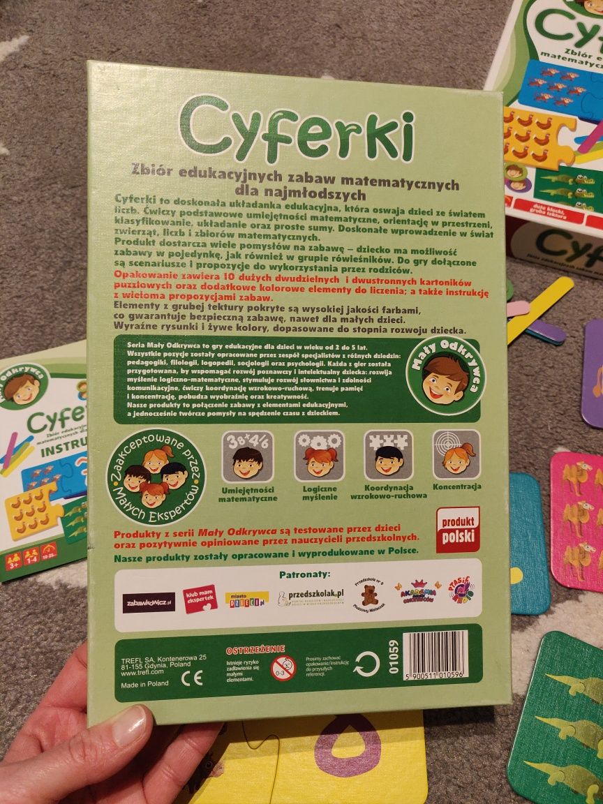 Gra zestaw zgadnij kto to, cyferki, 4w1 - puzzle i 3 gry Dora gratis