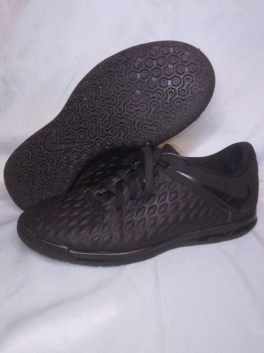 35,5р футзалки Nike Jr. Hypervenom