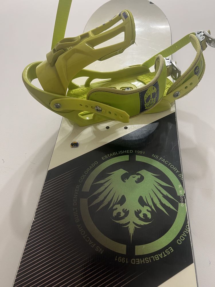 Snowboard firmy Never Summer & Rossignol w dobrym stanie