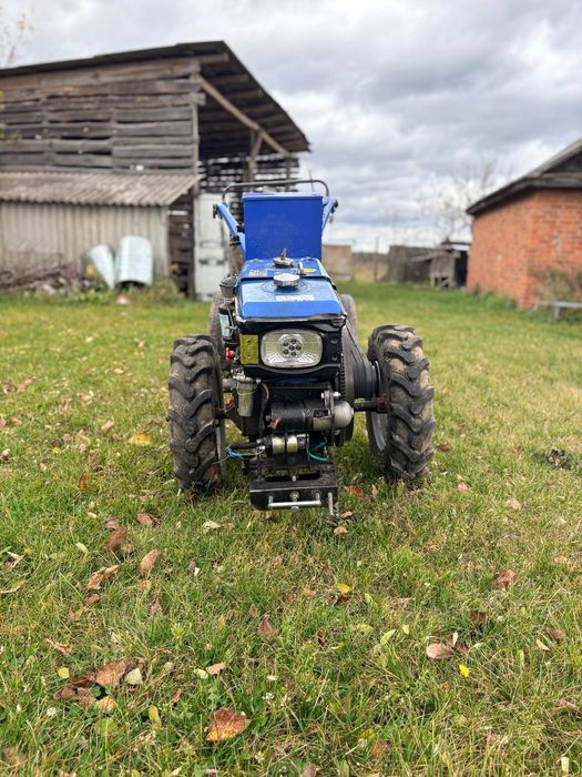 Продам мотоблок Зубр 12 кс.