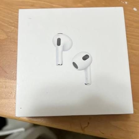 Продам airpods 3 оригинал