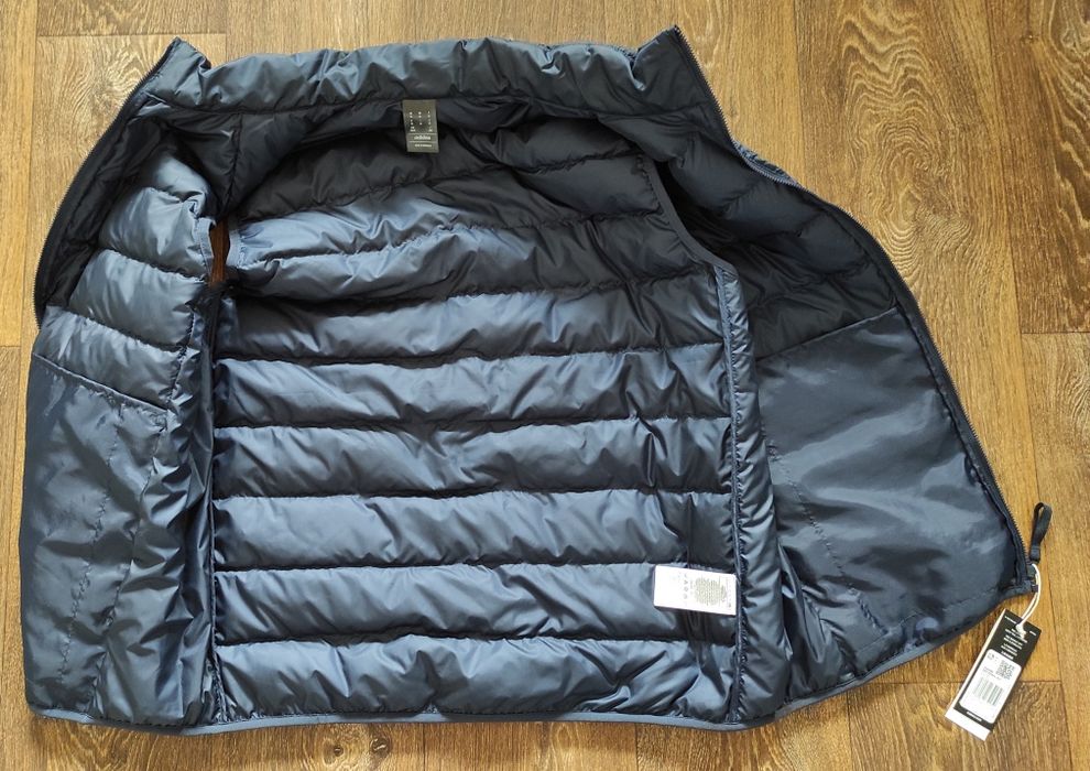 L-XL Adidas оригінальна чоловіча жилетка пуховик GH4584