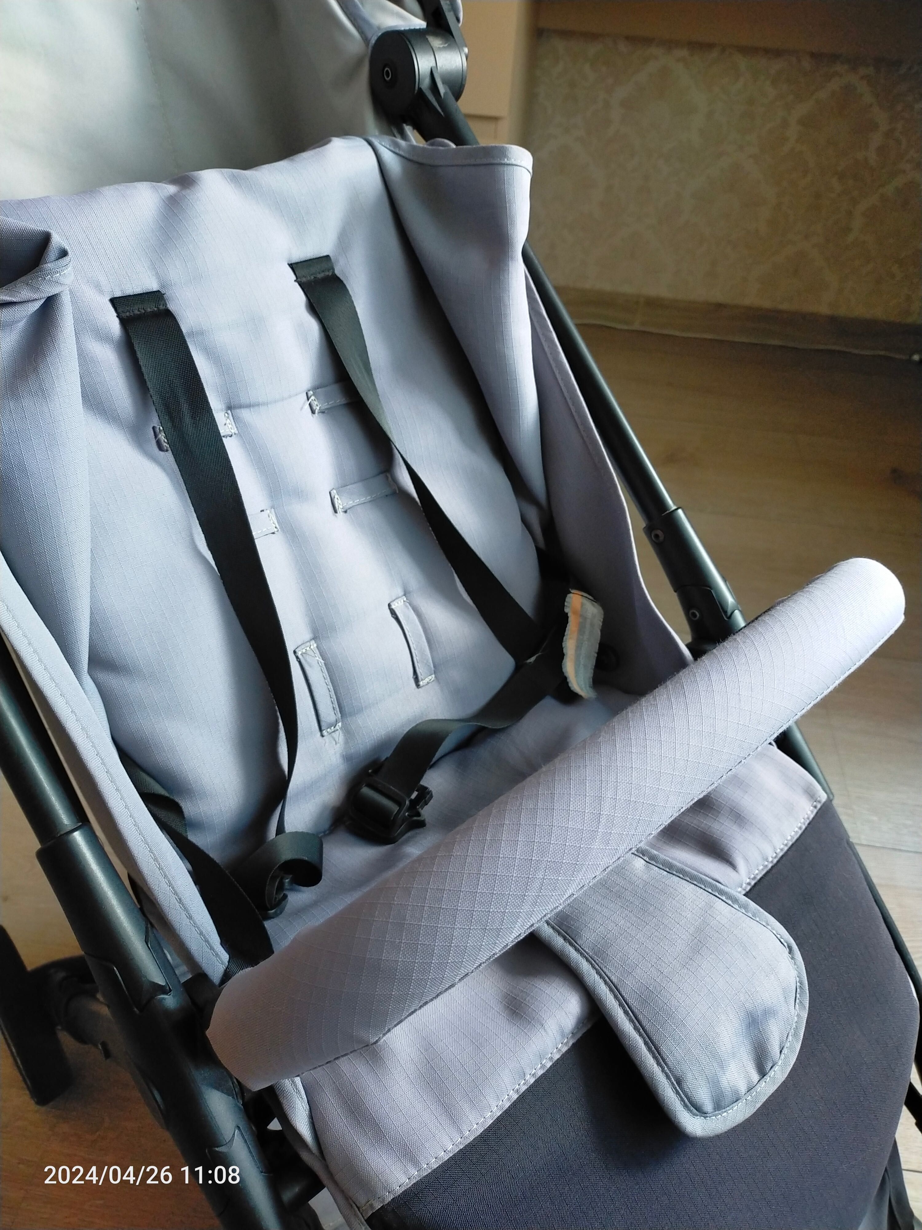 Прогулянковий візок Babyhit Colibri