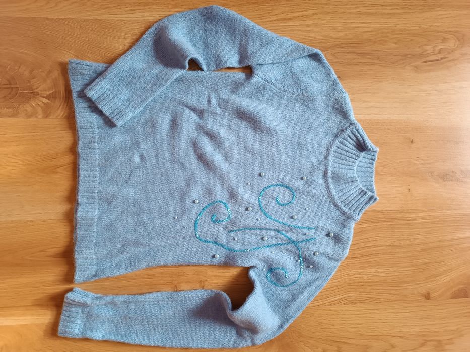 Светр жіночий блакитний