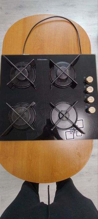 Поверхня газова Electrolux EHT6435 К (зак. Скло) 
Поверхня газова