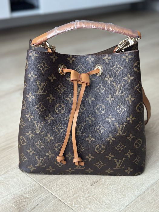 Torebka Louis Vuitton Petit Noe