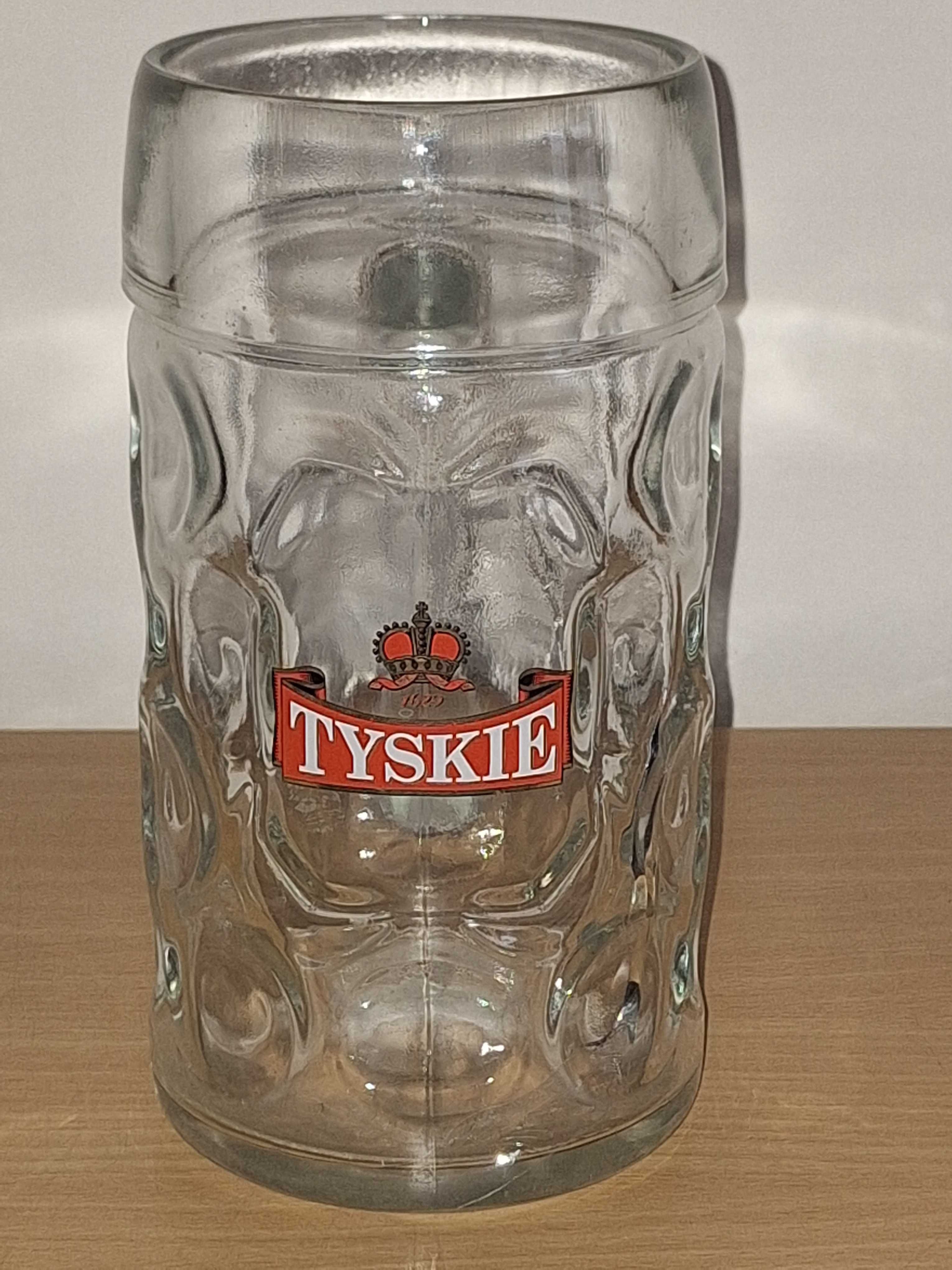 Kufel na piwo. Pojemność jeden litr.