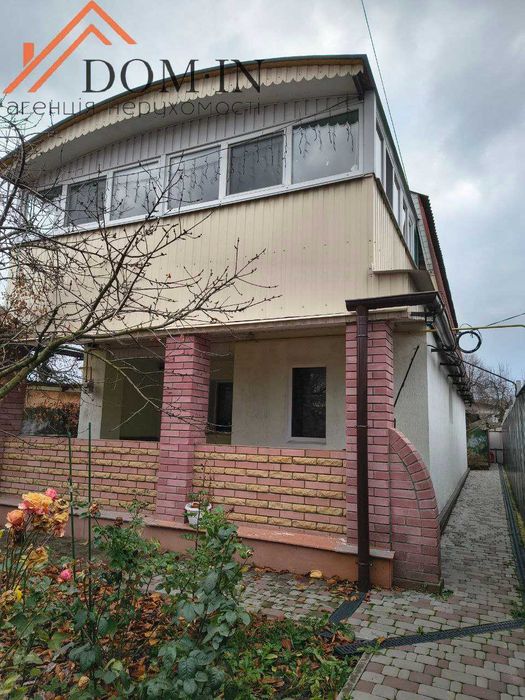 Продаж 2х поверхового будинку 2010р.  з ремонтом