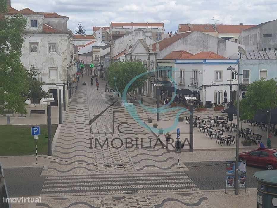 Apartamento T2 no Centro do Montijo