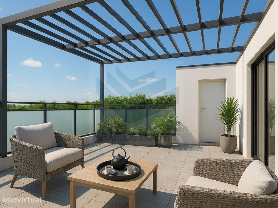 Apartamento Duplex Novo, Lavandaria, Terraço, Parqueamento