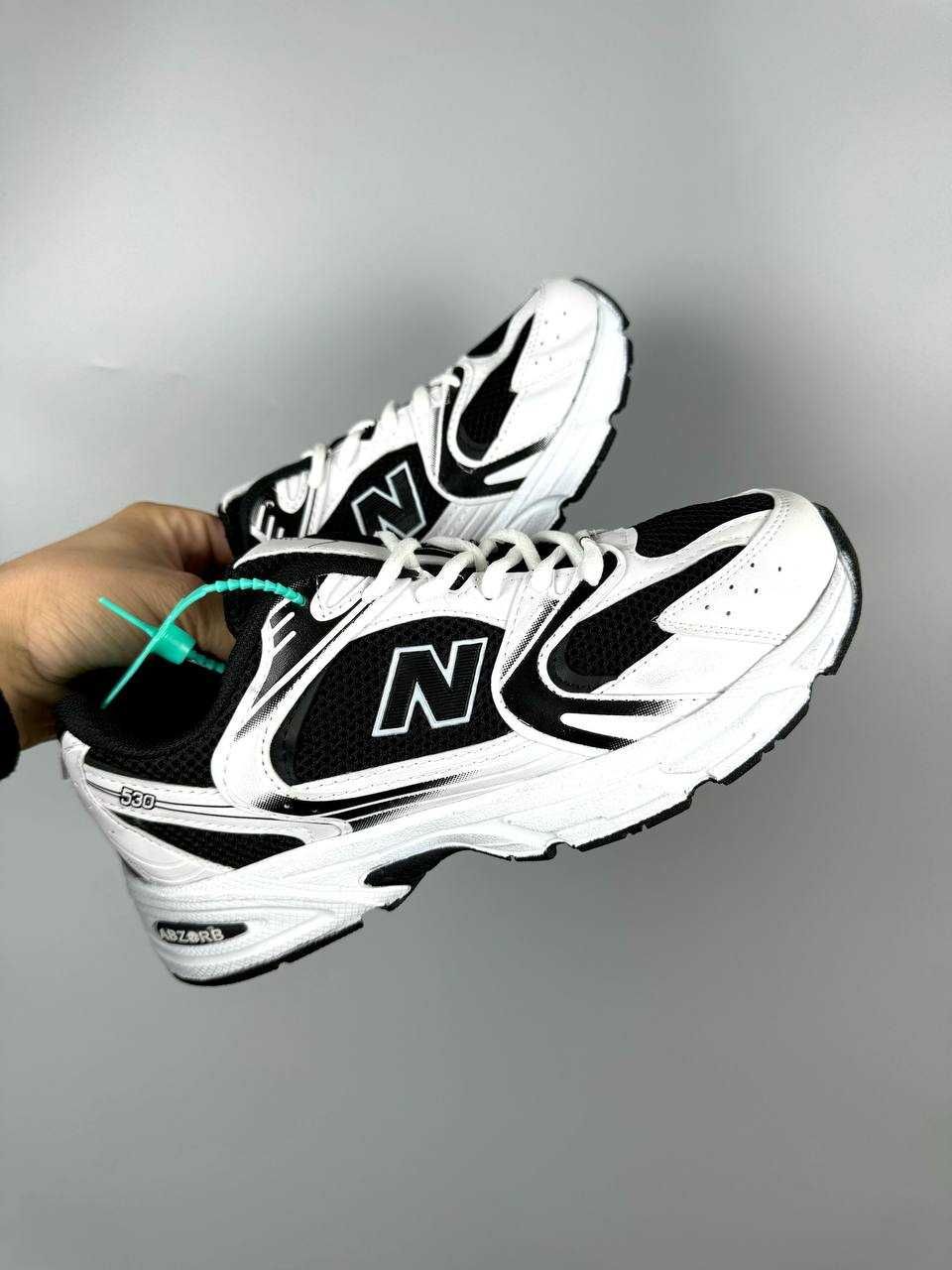 New Balance 530 White Black