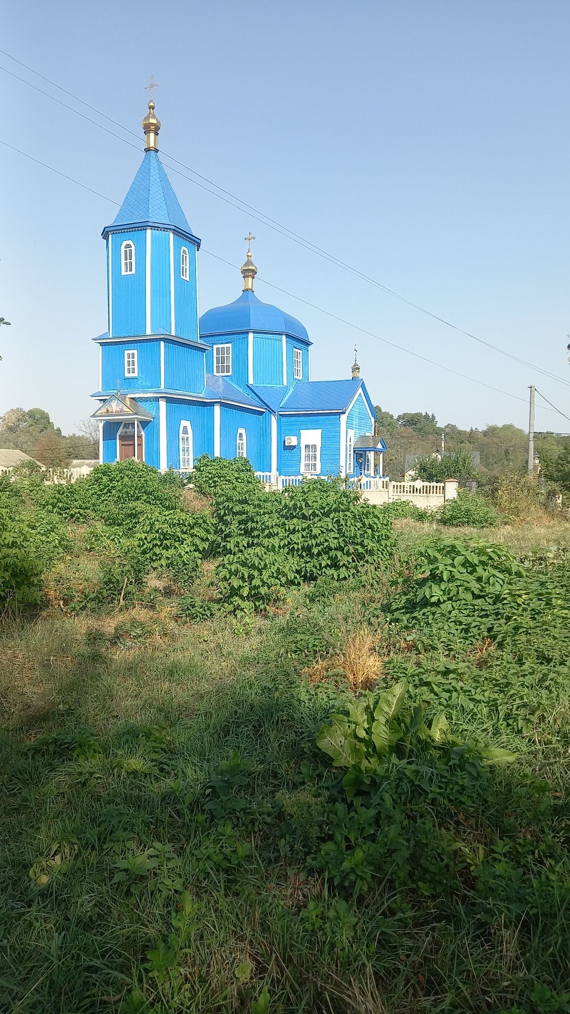 Продам земельну ділянку під будівництво в с.Левкові