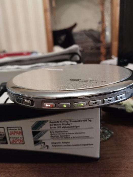 Продам cd плееры Panasonic 810 и 905