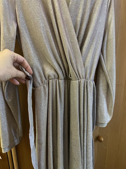 Платье с блеском, назапах , размер s-m, м - с