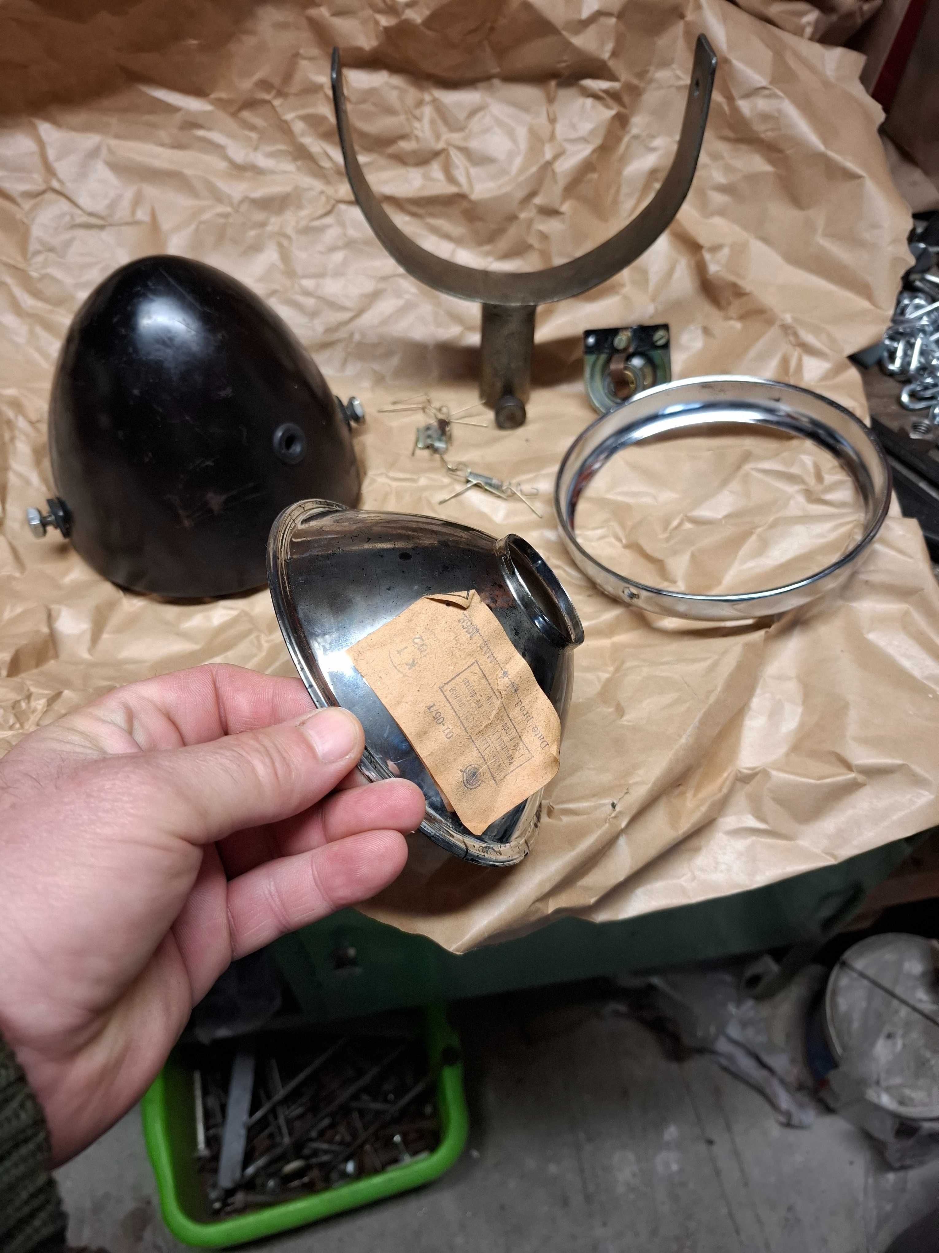 Lampa do Ursus  C 328 tylna oryginał komplet.