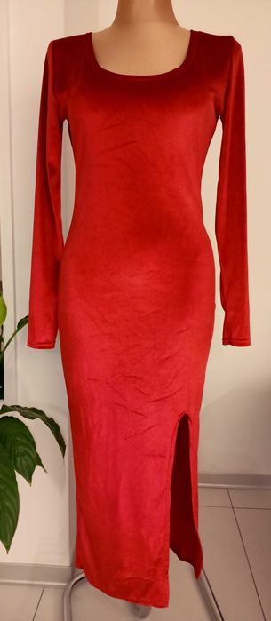 Sukienka wieczorowa z aksamitu klasyczna czerwień r. L