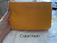 Torebka Calvin Klein crossbody pomarańczowa