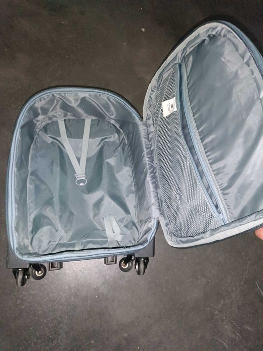 Mala de viagem de mão