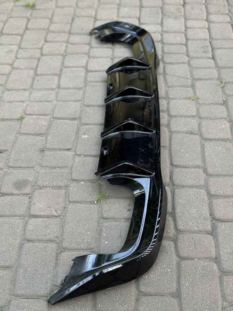 VW Volkswagen Golf 8 VIII R R-Line Spoiler Dyfuzor Zderzak Tylny Tył
