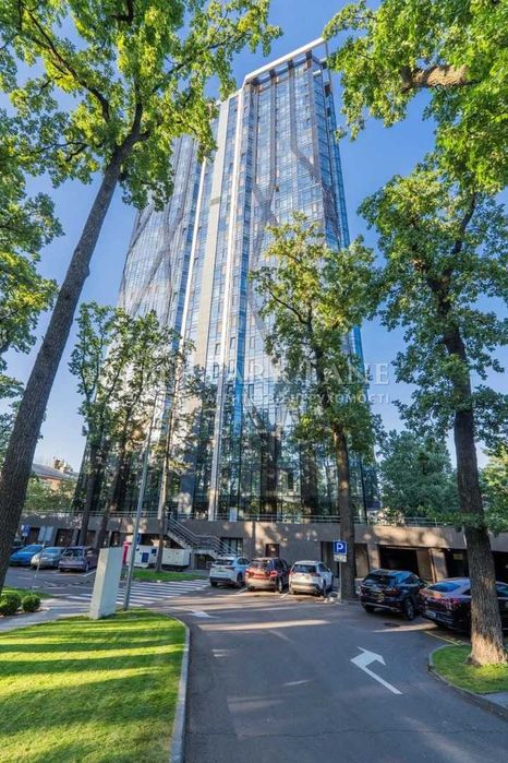Продаж 3К квартири Антонова Авіаконструктора 2б ЖК Sherwood