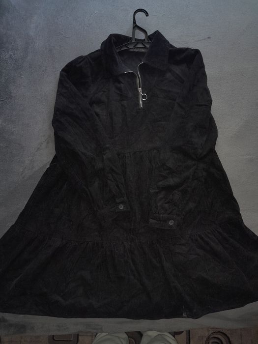 Елегантна сукня чорного кольору