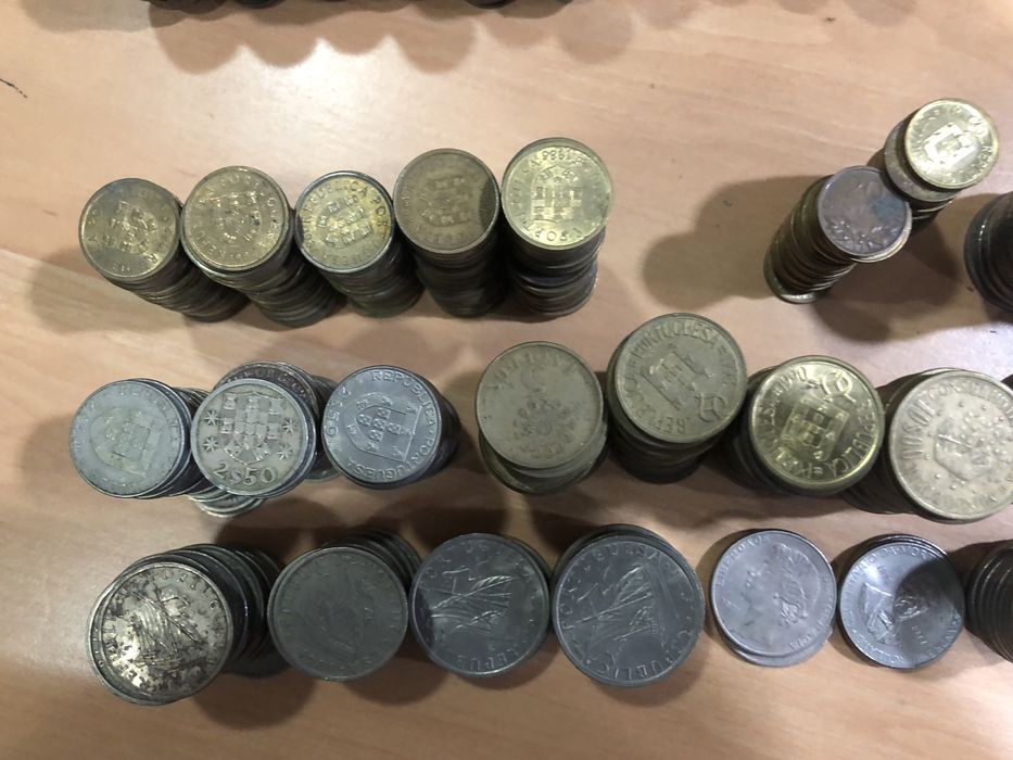 Lote de moedas de escudo