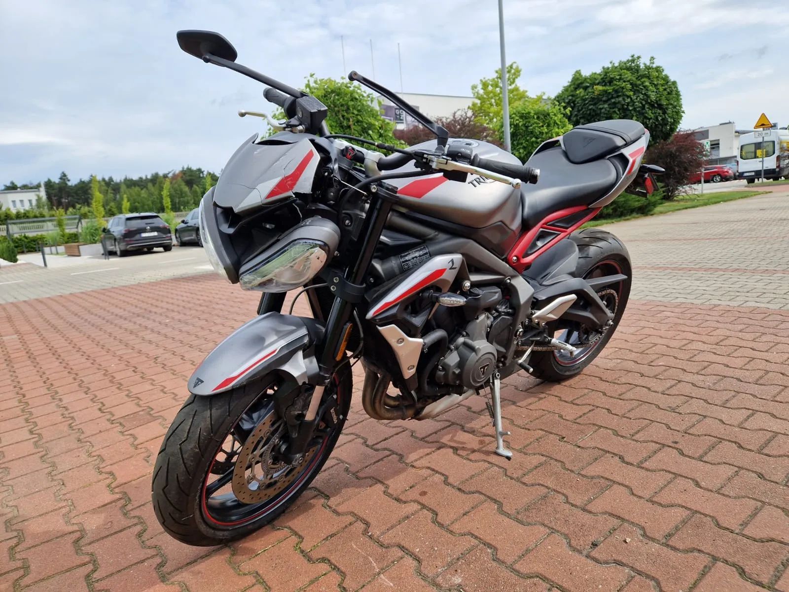 Triumph Street Triple 756cm3 Street Tige R Odpala jeździ SalonPL
